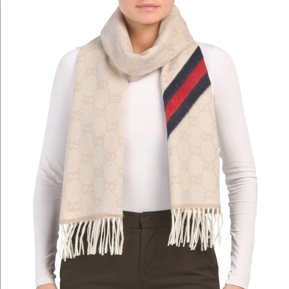 Gucci Scarf - Picture 1 of 4
